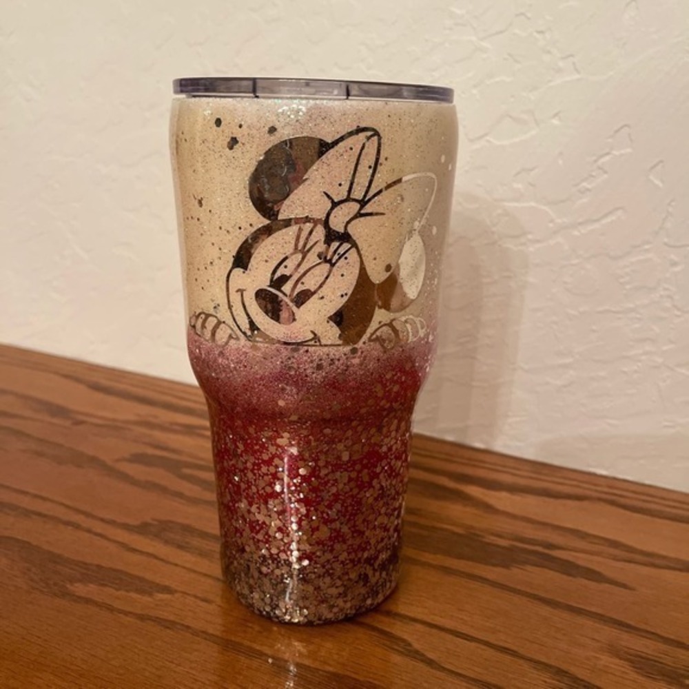 MINNIE MOUSE /NURSE AUNTIE glitter Tumbler